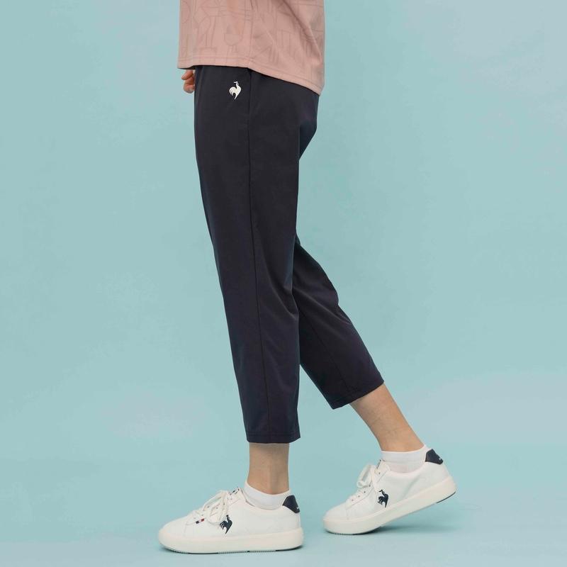 LADIES` STRETCH CLOTH-CROPPED PANTS