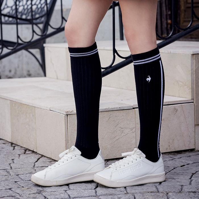 LADIES` RIJOUME HIGH SOCKS WITH LINE