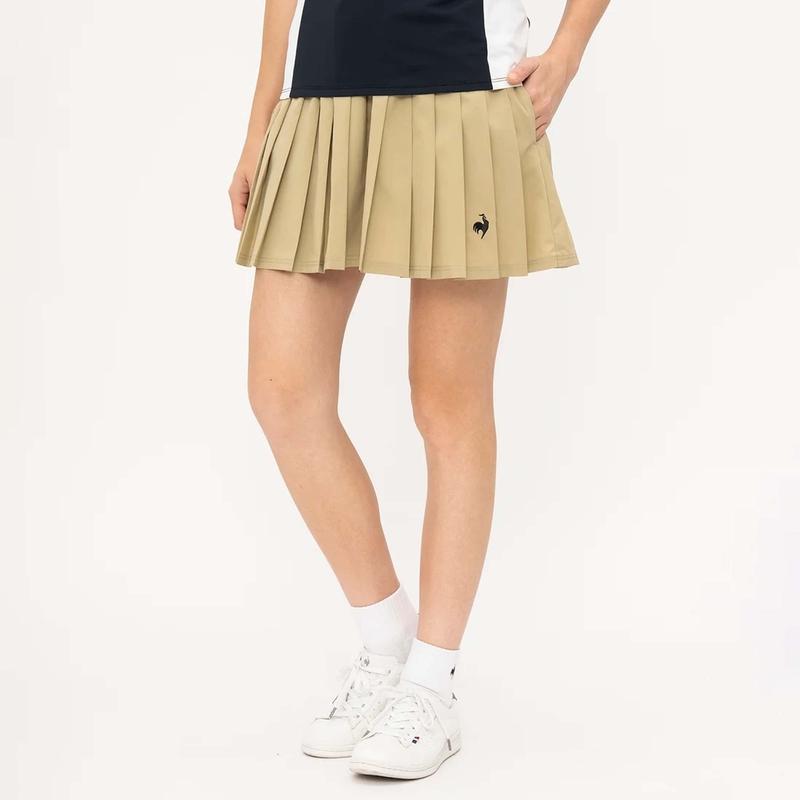 LADIES` PLEATED GAME SKIRT