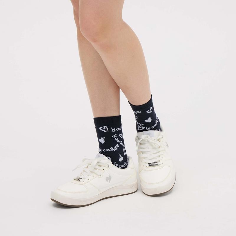 LADIES` HANDWRITTEN LOGO PATTERN SHORT SOCKS